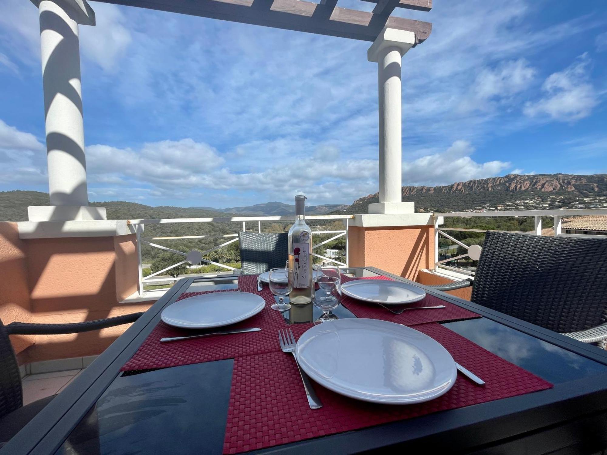 Appartement Cap Esterel 4/5 Personnes Saint-Raphaël Exteriör bild