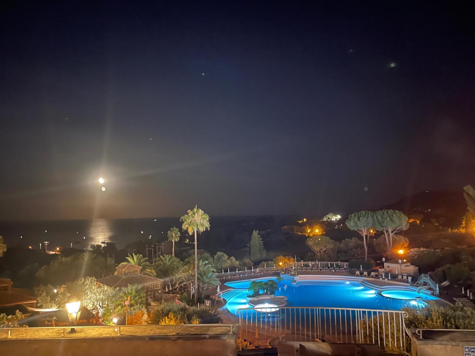 Appartement Cap Esterel 4/5 Personnes Saint-Raphaël Exteriör bild