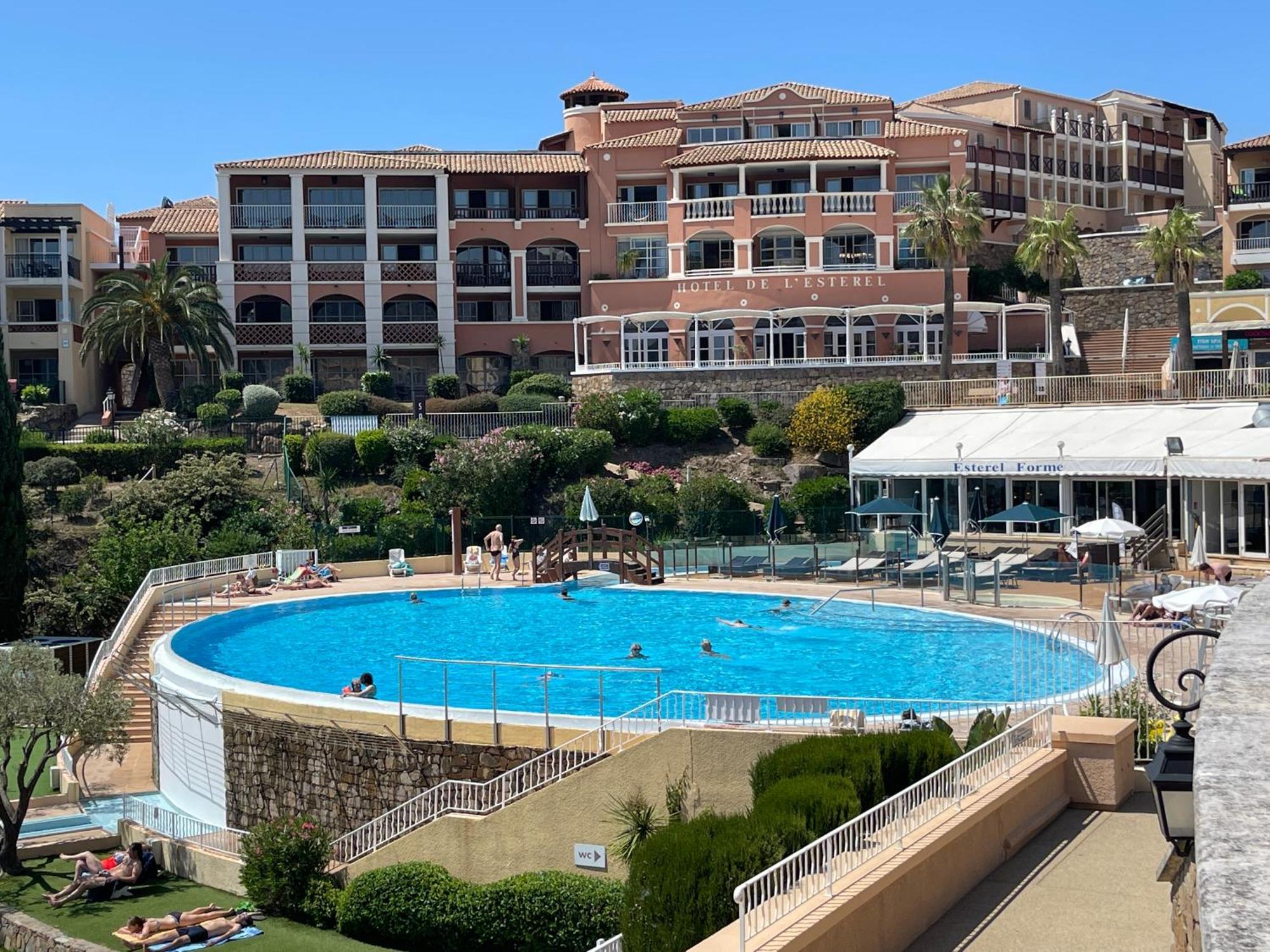 Appartement Cap Esterel 4/5 Personnes Saint-Raphaël Exteriör bild